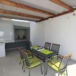 Domus Villa Podstrana