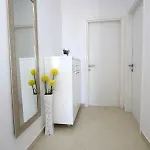 Domus