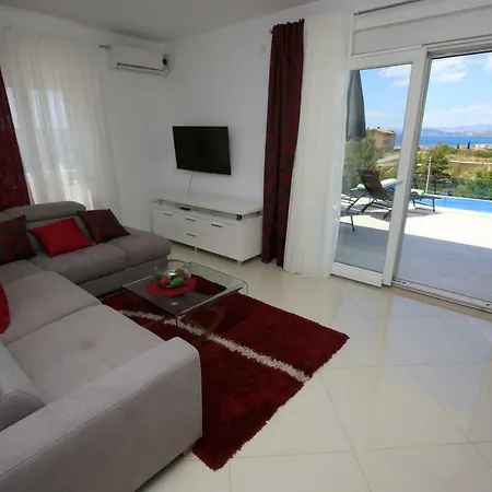 فيلة Domus