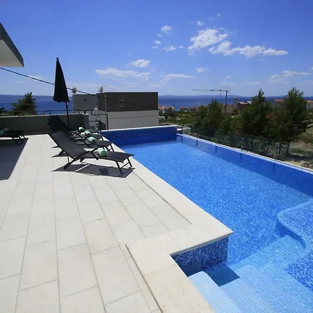 Domus Villa *